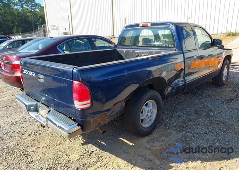 2000 Dodge Dakota Slt/Sport from USA, damaged, VIN 1B7GL22X6YS638460